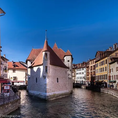 Duplex In The Centre Of 3 Of 84 Square Meter Annecy